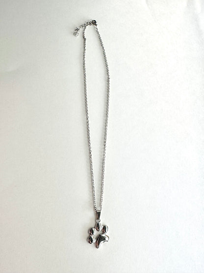 Minimalist Paw Print Pendant Necklace