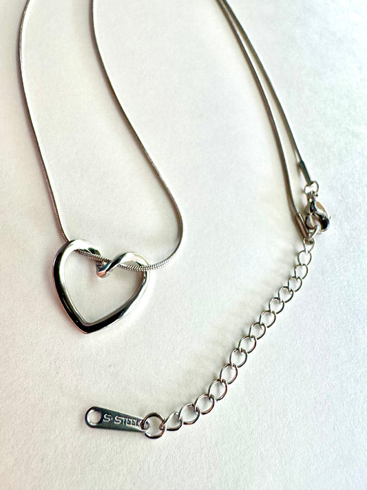 Elegant Heart Necklace